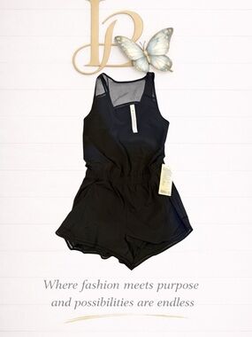 Lululemon Hotty Hot Running Romper *Lace Trim Black Large